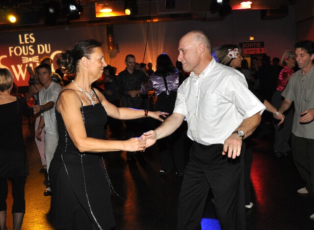 min 2008 11 08 fous swing 384